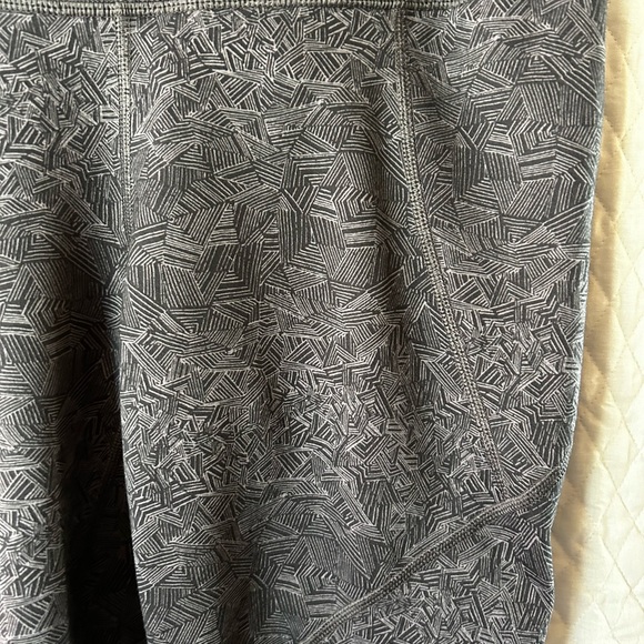 Patagonia women’s capri leggings, small
Workout, comfy - Picture 4 of 7